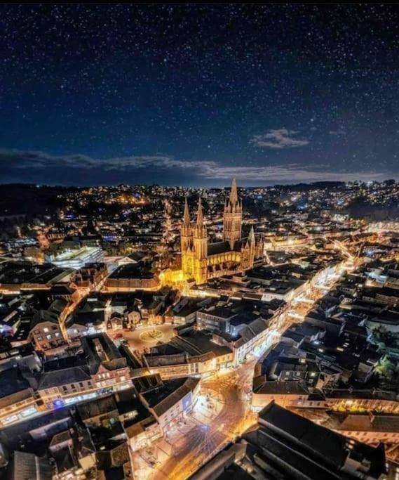 Truro City Escape エクステリア 写真